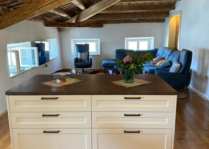 Διαμέρισμα Luka *