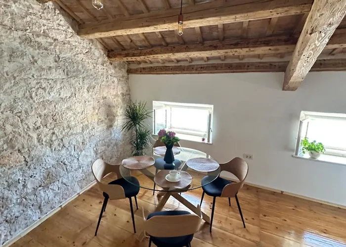 Διαμέρισμα Luka *