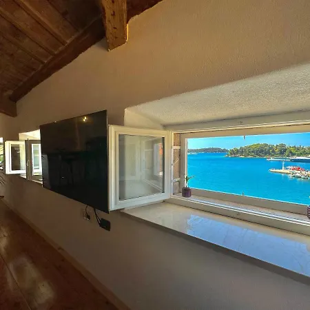 Luka Rovinj